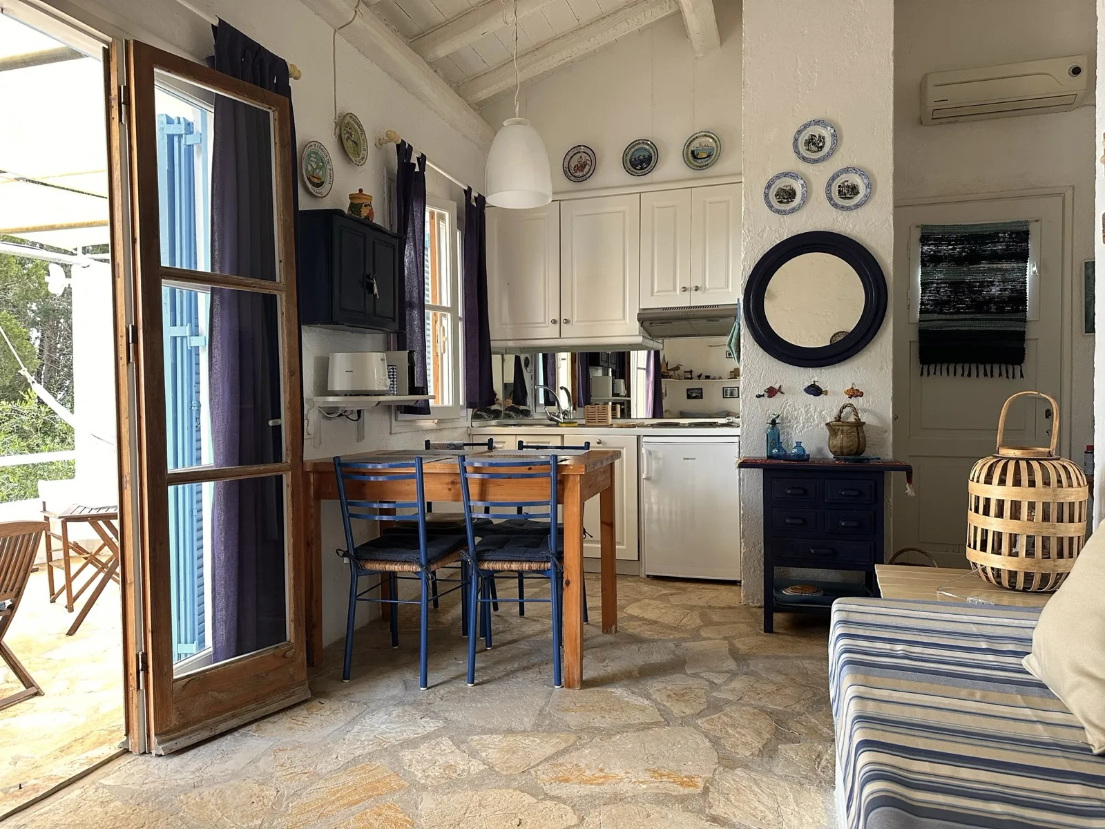Salón y cocina